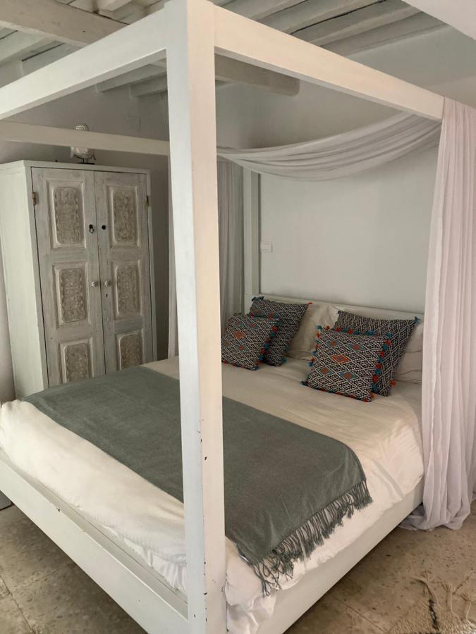 Dar Camelia Bed & Breakfast Tyre Exterior photo