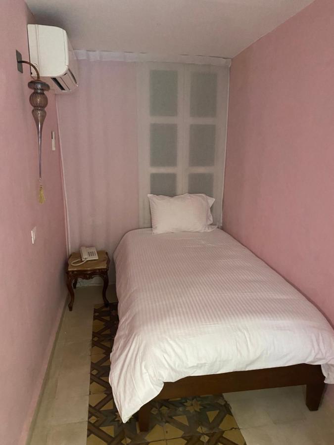 Dar Camelia Bed & Breakfast Tyre Exterior photo