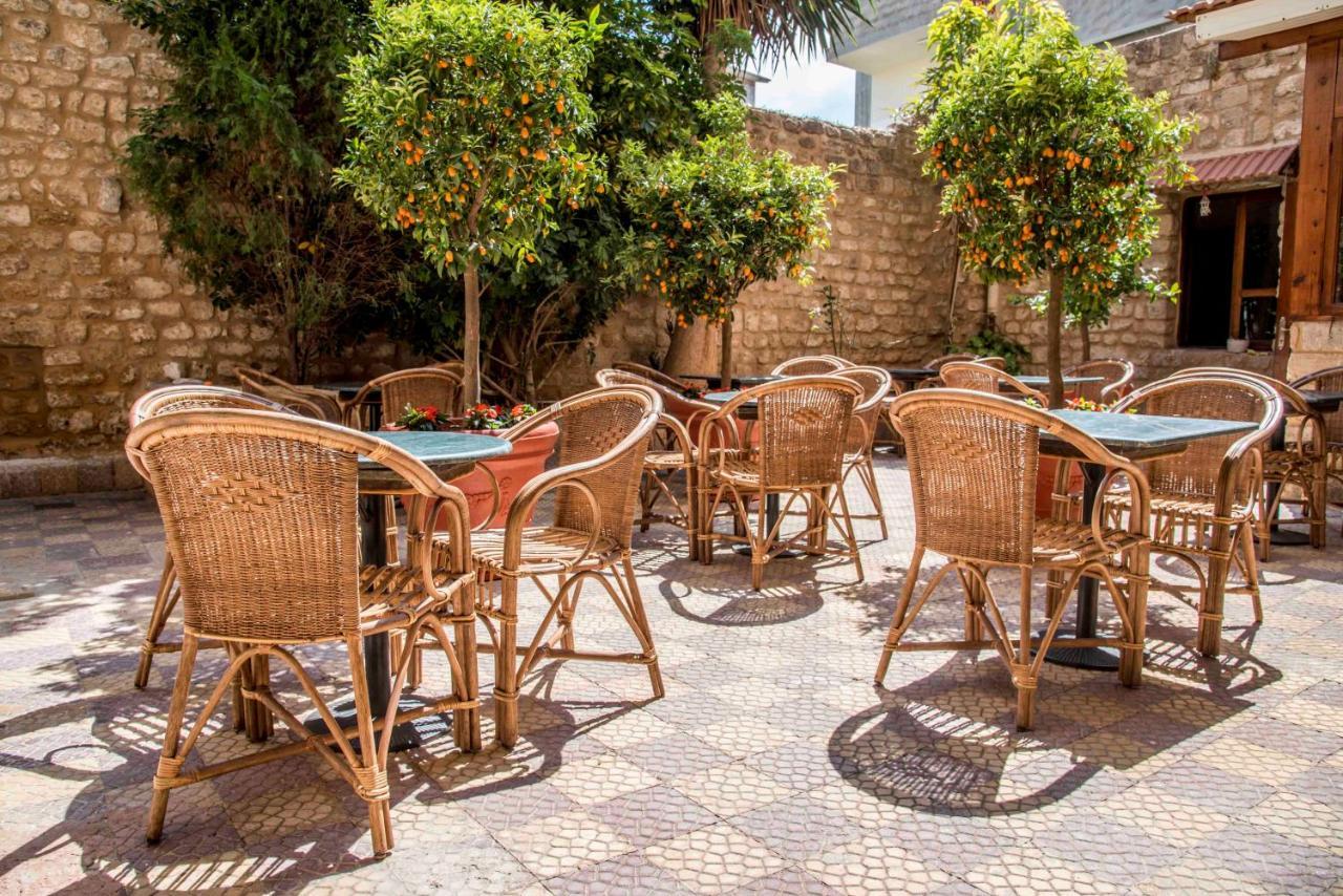 Dar Camelia Bed & Breakfast Tyre Exterior photo